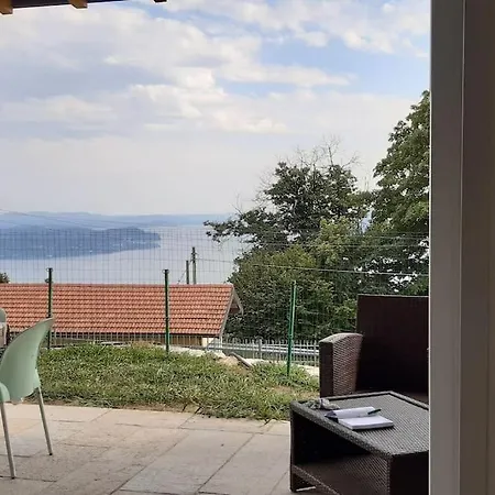 Apartment Casa Nuova Bee