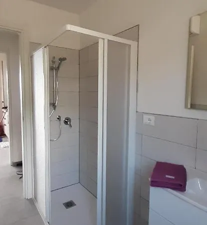 Casa Nuova Apartment *